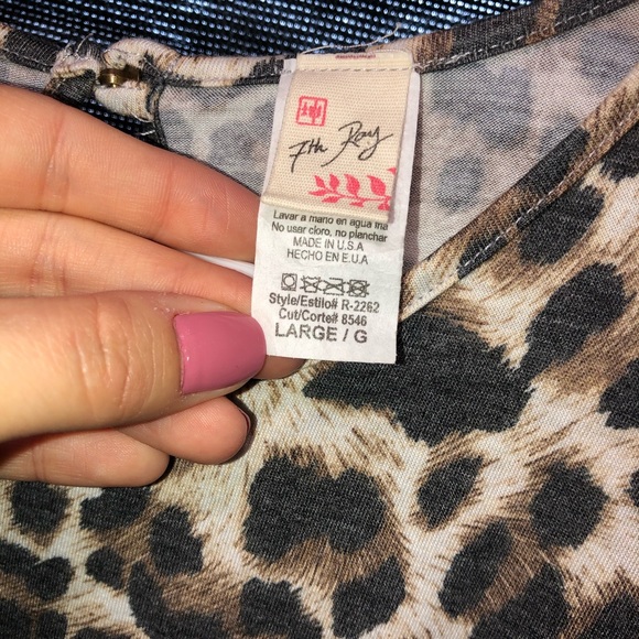 Cheetah Print Romper - Picture 2 of 3